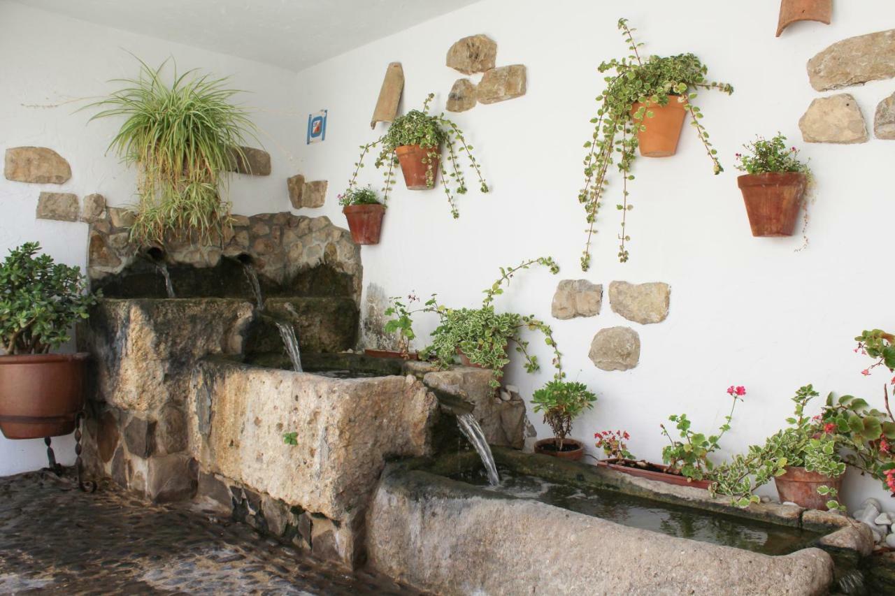 Casa De Teones
