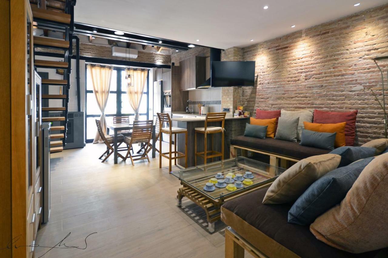 Casita En El Cabañal Con Patio