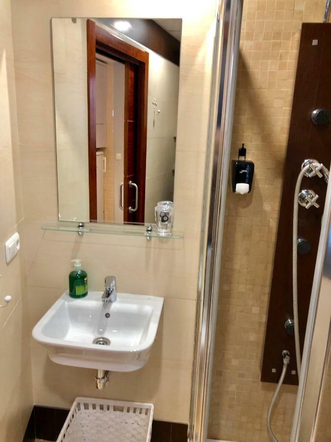 Centro Calzada Centro Apartment
