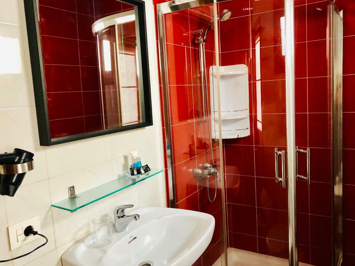 Canaryislandshost L Surf Lanzarote Apartment Famara