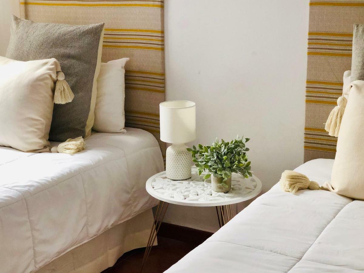 Canaryislandshost L Surf Lanzarote Apartment Famara