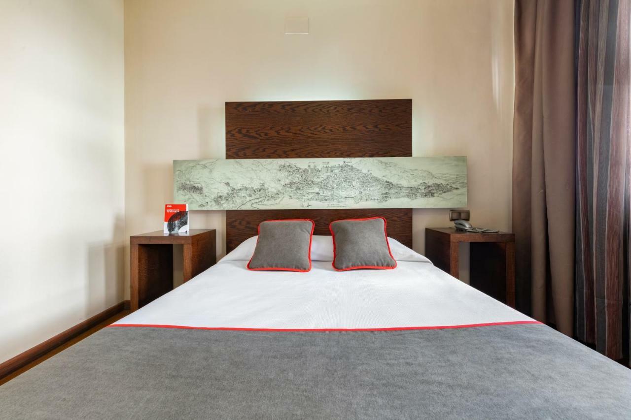 Hotel Oyo Francabel 3*