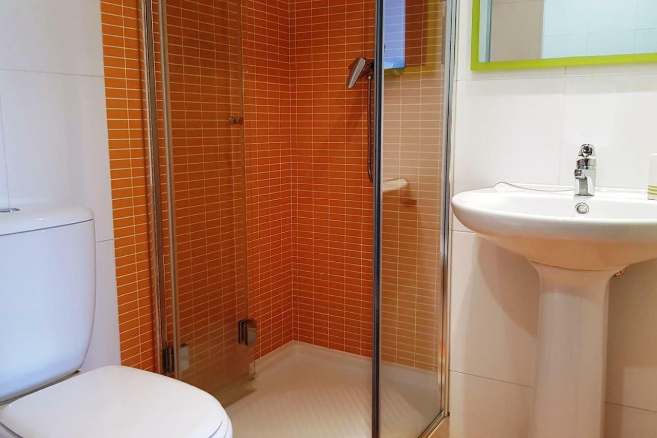 Lauredal - Atico Con Amplia Terraza, 2 Hab, 2 Banos - Vut-2870-as Apartment