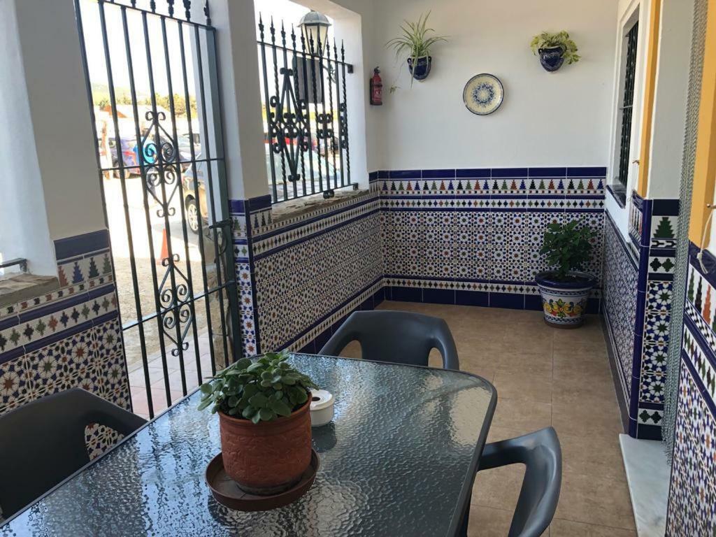 Apartment Triana L Bolonia, Tarifa Bolonia