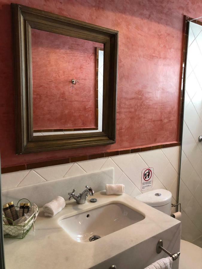 La Carrena Hotel *