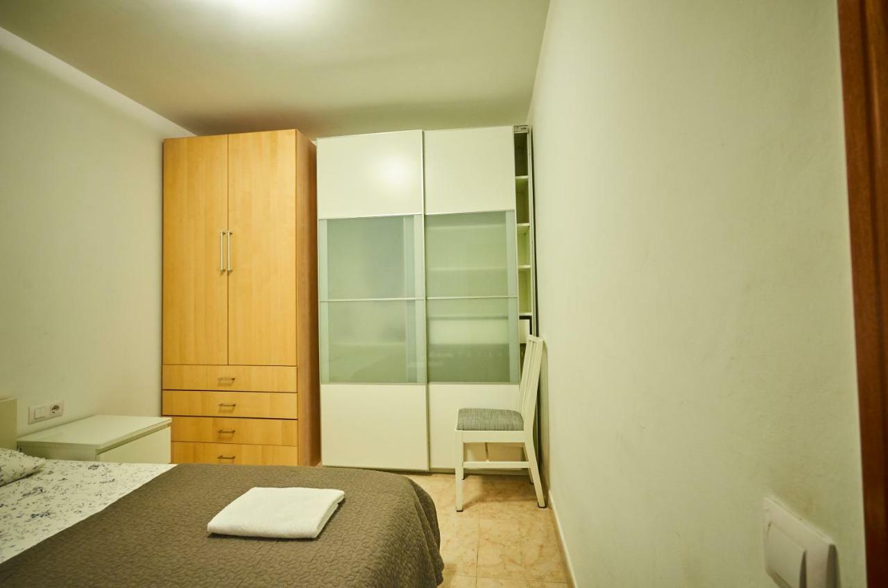 Torrassa Fira Apartment *