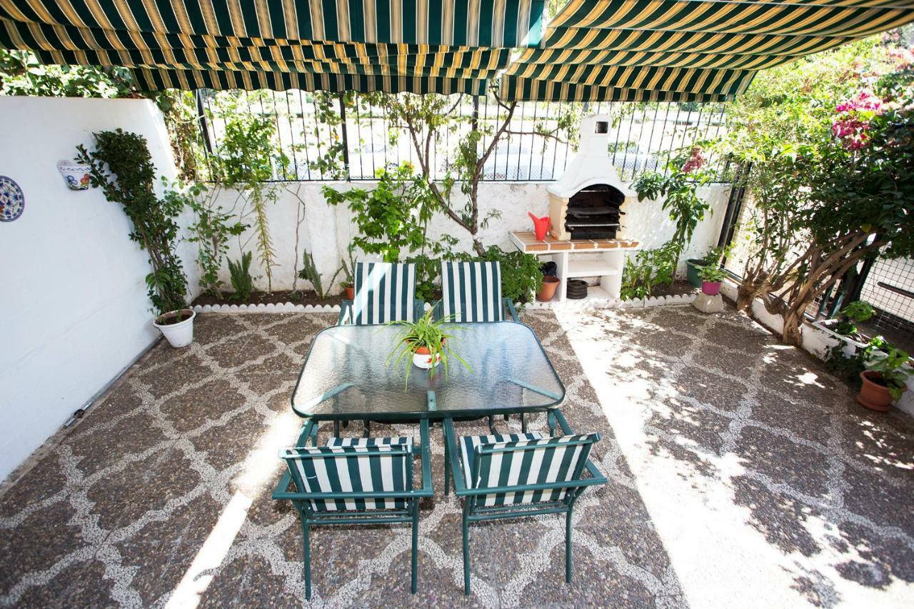 Monkó - El Patio De La Bugambilla