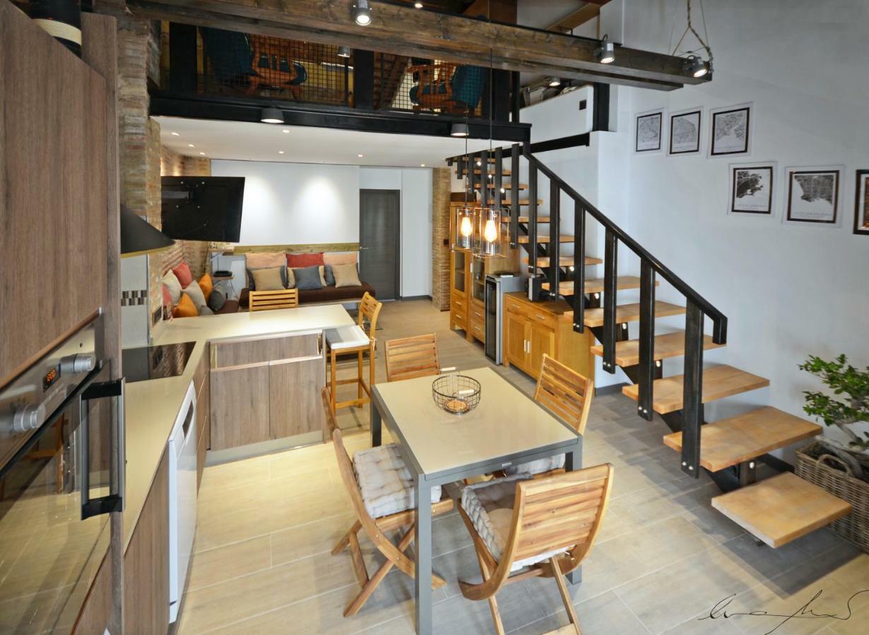 Casita En El Cabañal Con Patio Сasa de vacaciones