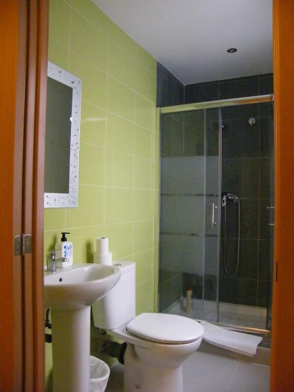 Pension Corona * Zaragoza