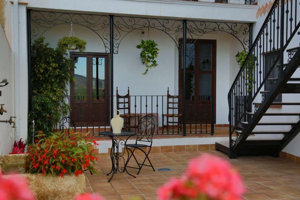 Encanto Andaluz - Turisticos Apartahotel Puebla De Don Fadrique