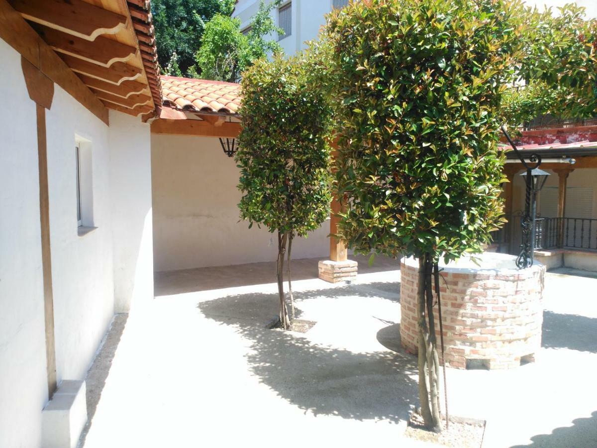 Apartamento La Casona De Con Terrazas Y Patios Individuales Ezcaray