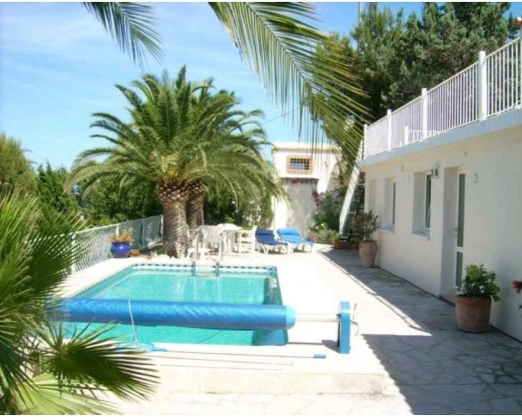 Haus Mit Pool Сasa de vacaciones
