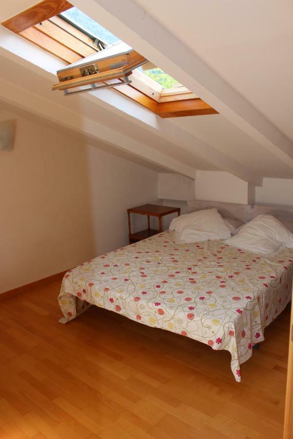 Apartment Duplex 4 En Cercs, Berga- A 30 Mins Del Pedraforca *