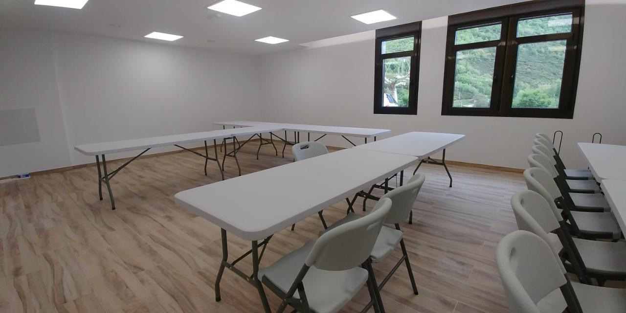 La Antigua Escuela Del Bierzo Pobladura de las Regueras