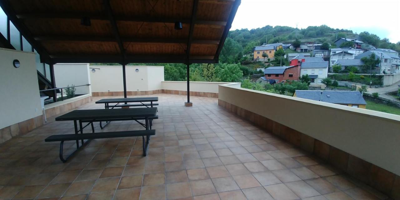 Hotel La Antigua Escuela Del Bierzo *