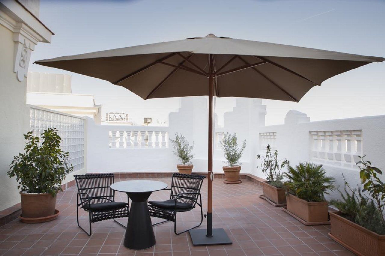 Petit Palace Triball Hotel