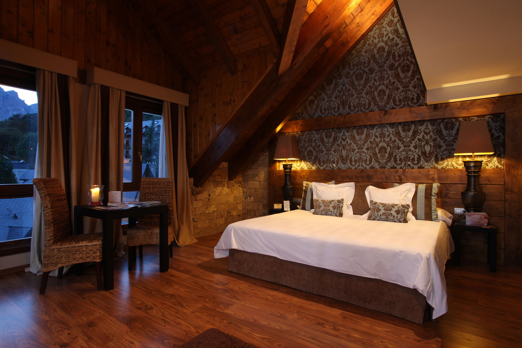 Abadia Del Pirineo Hotel