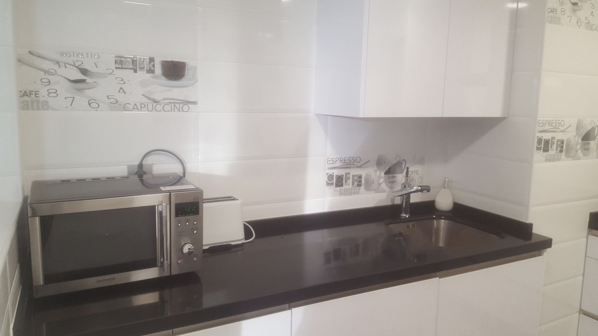 Guest house Deluxe &