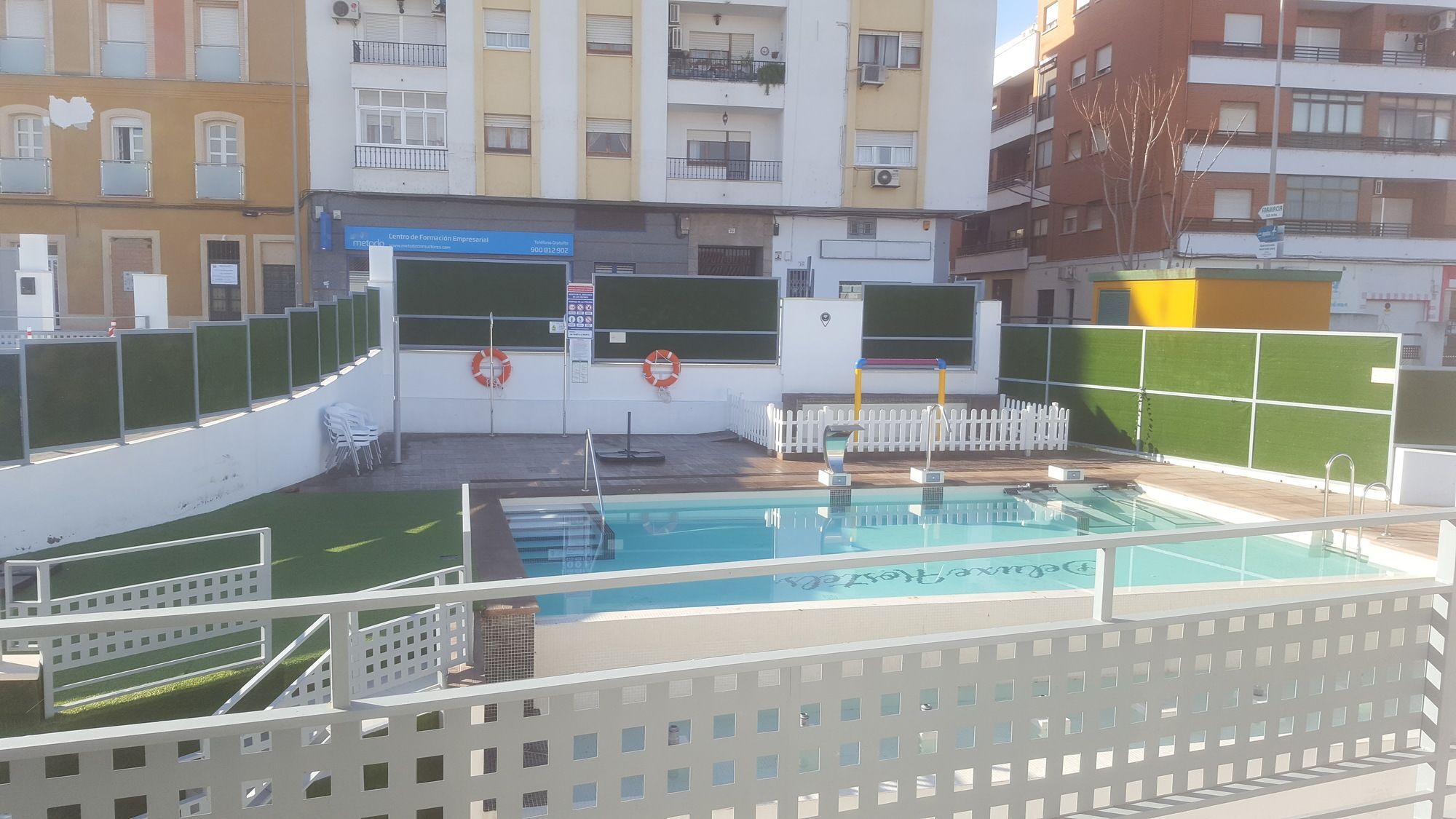 Guest house Deluxe & Merida