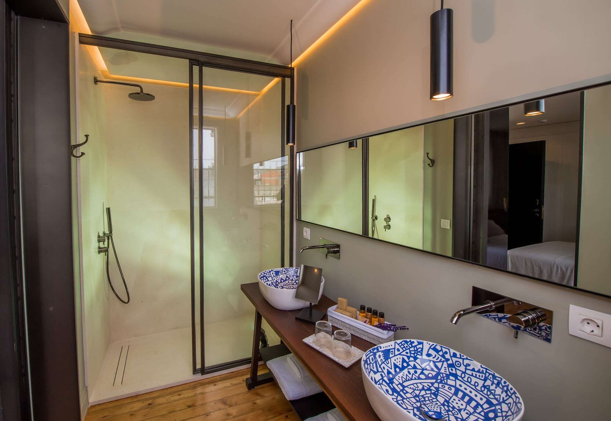 Boutique Loriente Hotel 4*
