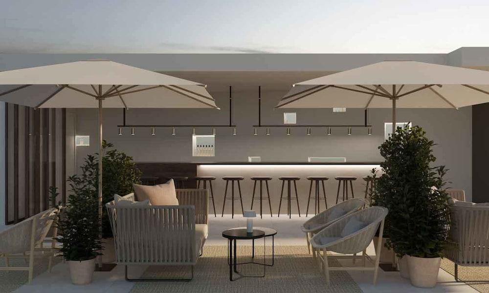 Hotel H10 Palacio Colomera 4*