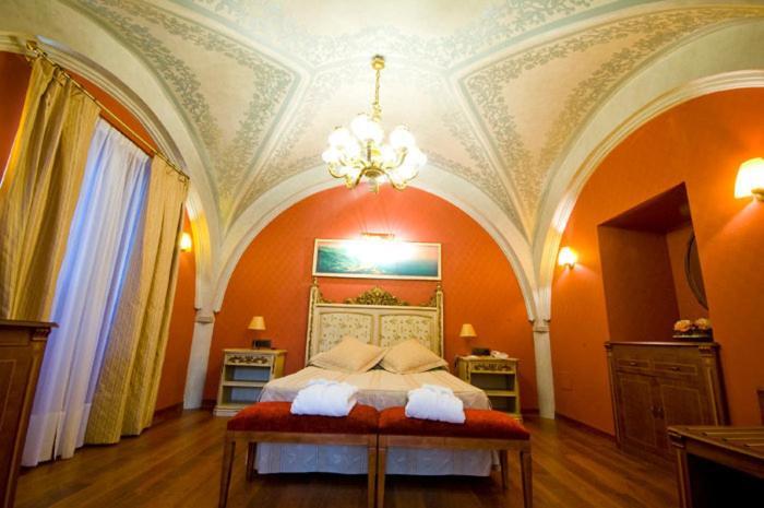 Palacio De La Magdalena 4*
