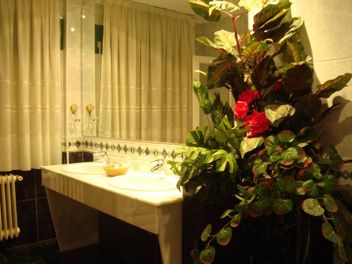 San Antonio Hotel