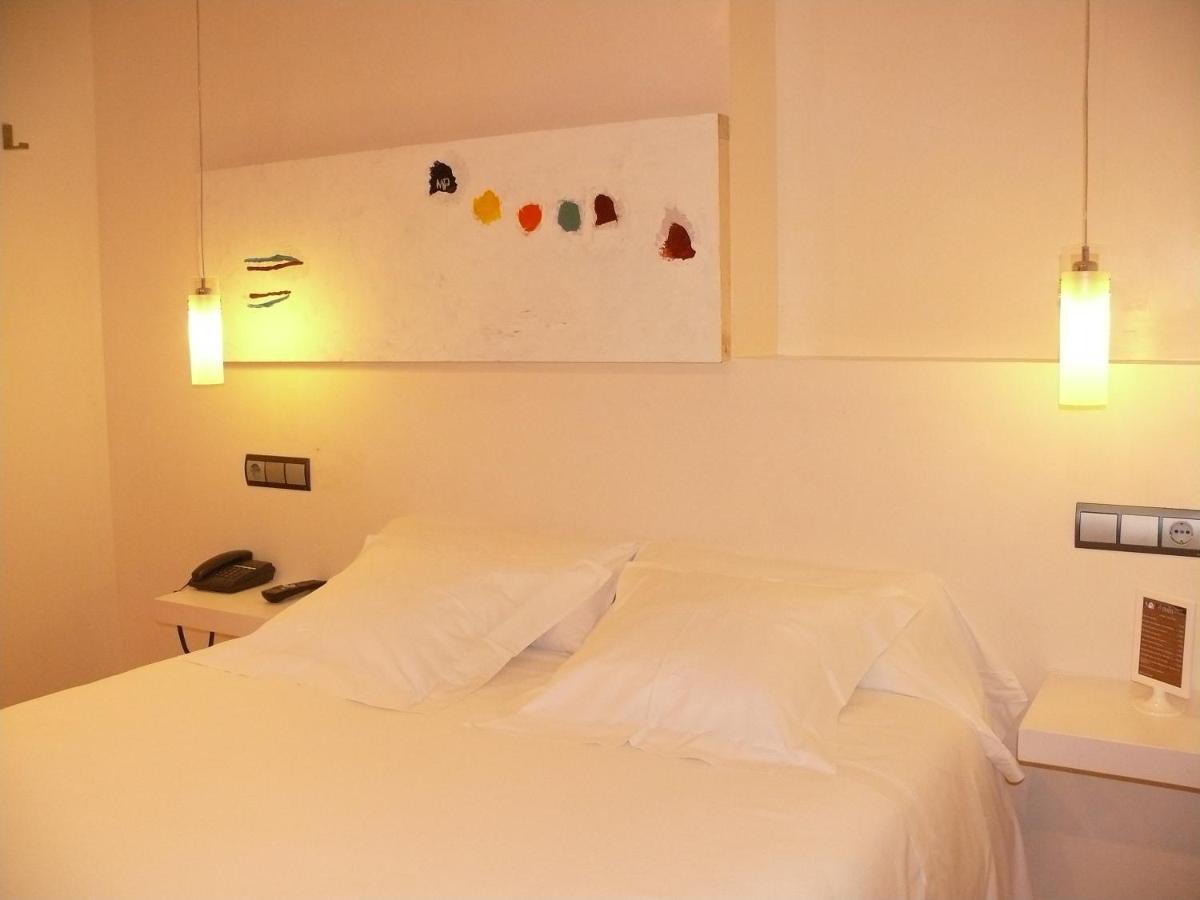 Nochendi 3*