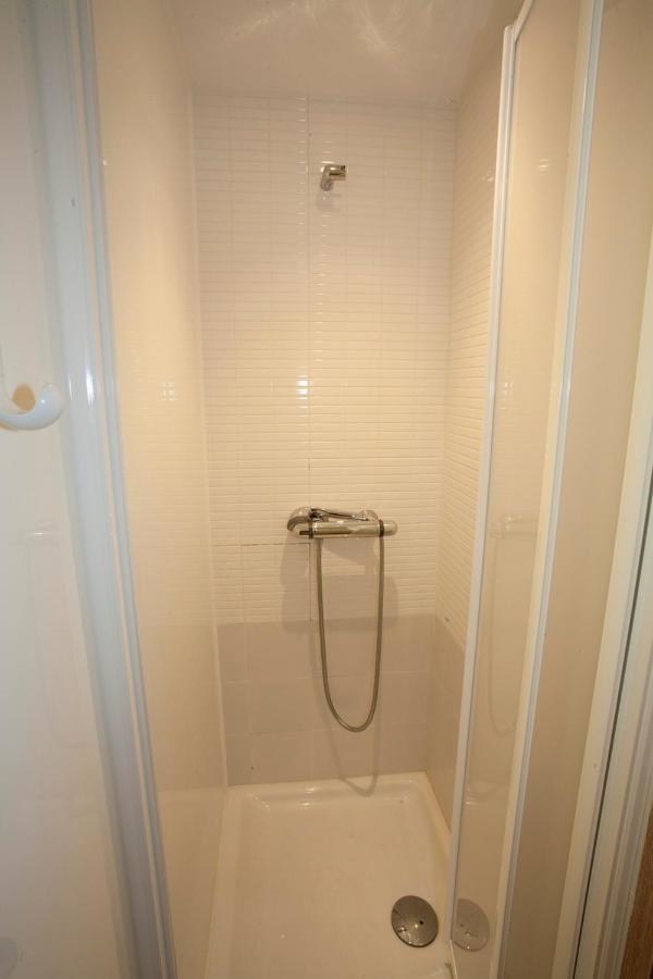 Coroleu House Hostel *