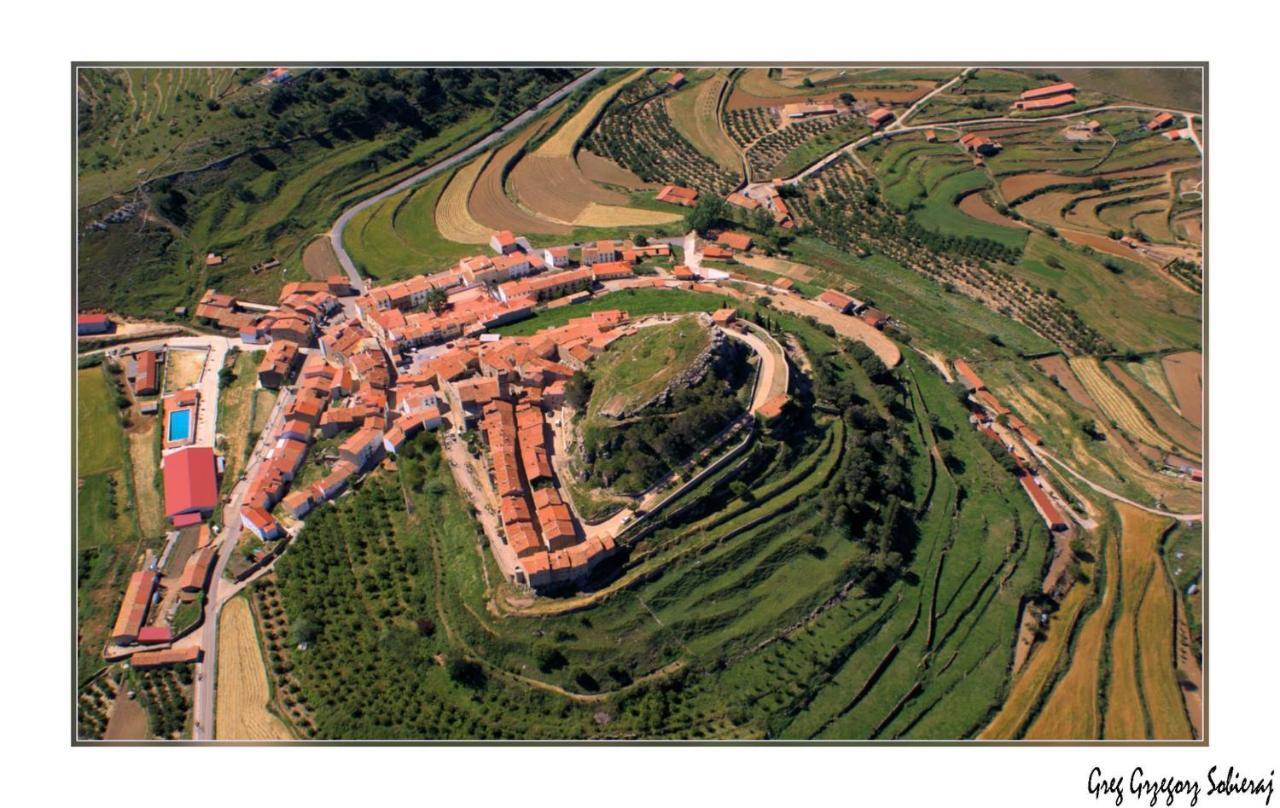 La Conquesta De *