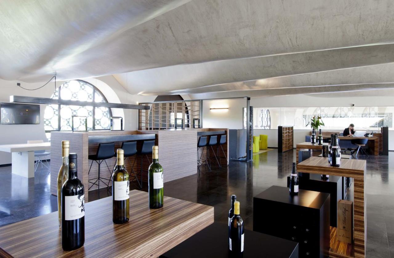 Mastinell Cava & Boutique By Olivia Collection