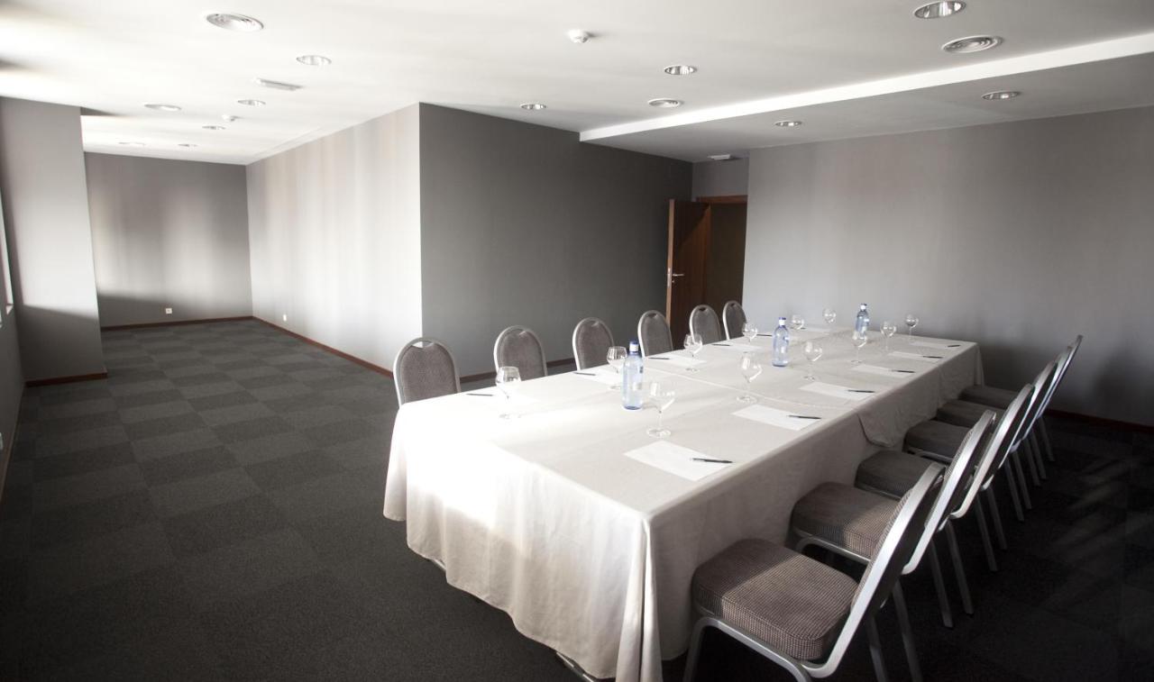 Carris Marineda Hotel