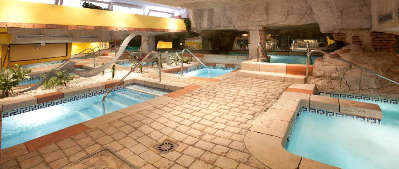 Hotel Senator 4*