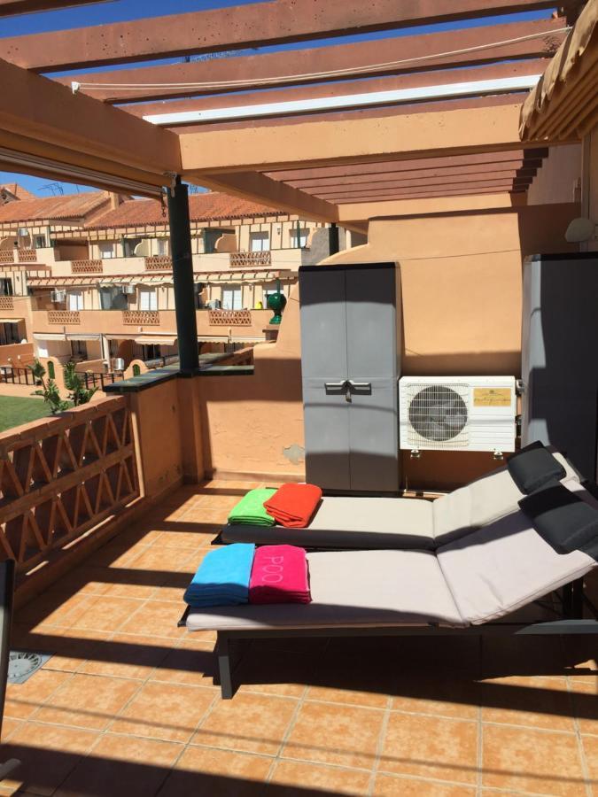 Apartment Alta Loma With Awesome Sea Views, Bbq, Sleeps 4, Wifi On Clc Site