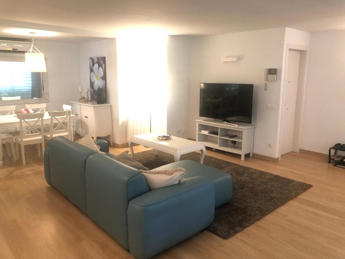 Habitación En Sitges, Primera Linea De Playa Habitación en casa particular