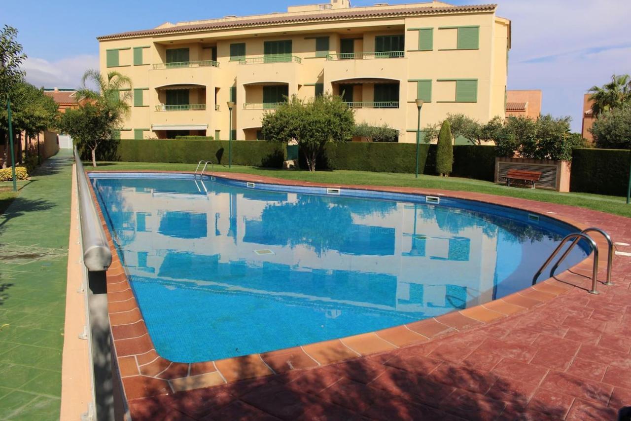 Planta Baja Acceso Directo Piscina Apartment