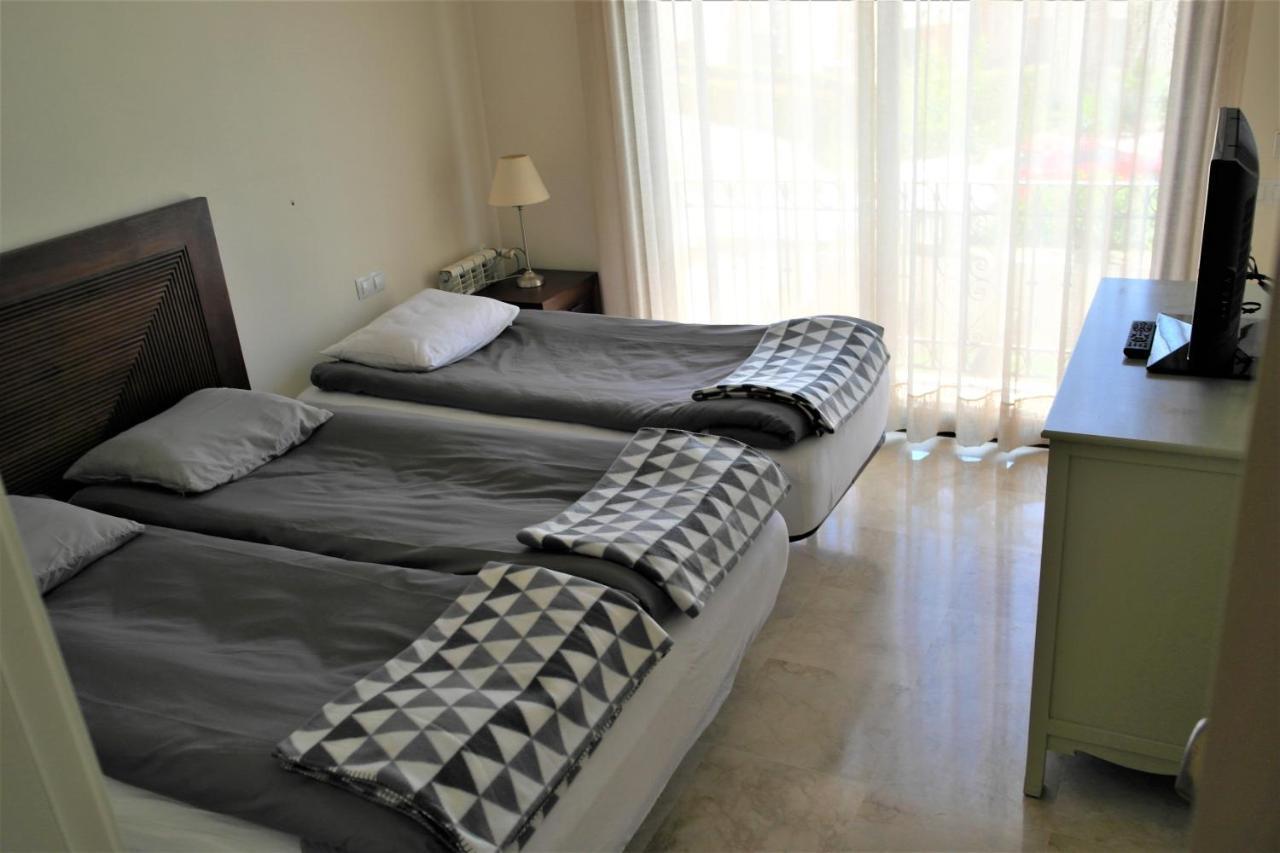 Townhouse Overlooking The Pool Сasa de vacaciones San Javier