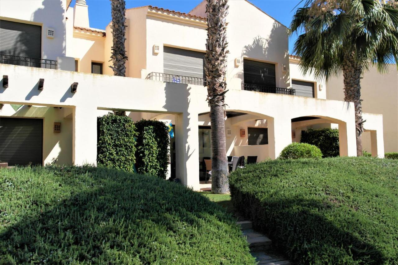 Сasa de vacaciones Townhouse Overlooking The Pool San Javier