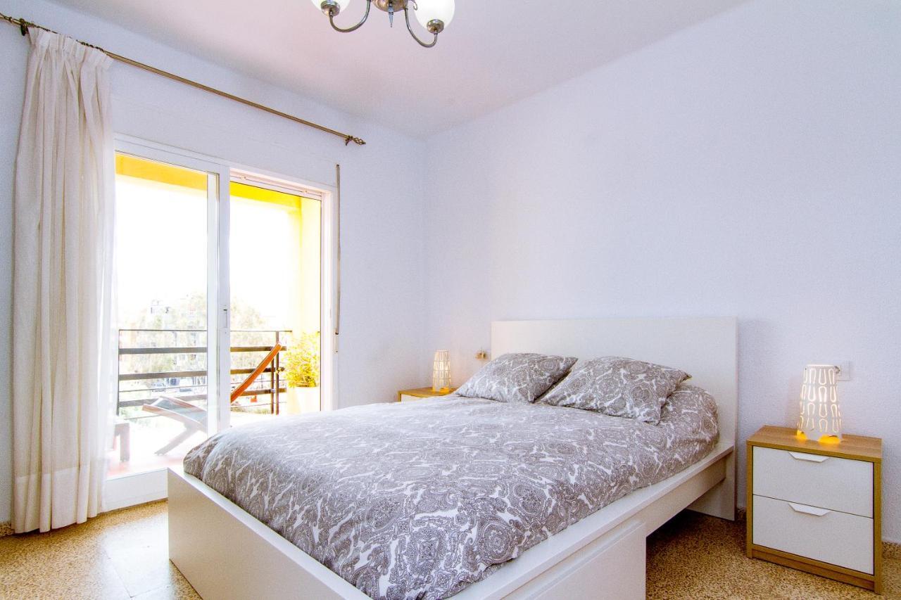 Apartment Primera Linea En Playa Sur. Plaza Constitucion Peniscola