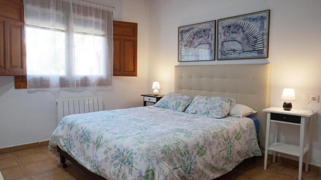 Encinar De Aguas Blancas Country house Dudar