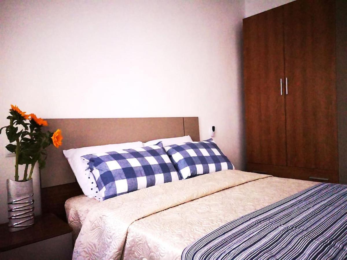 Apartamento 3 Bedroom 150 M From The *