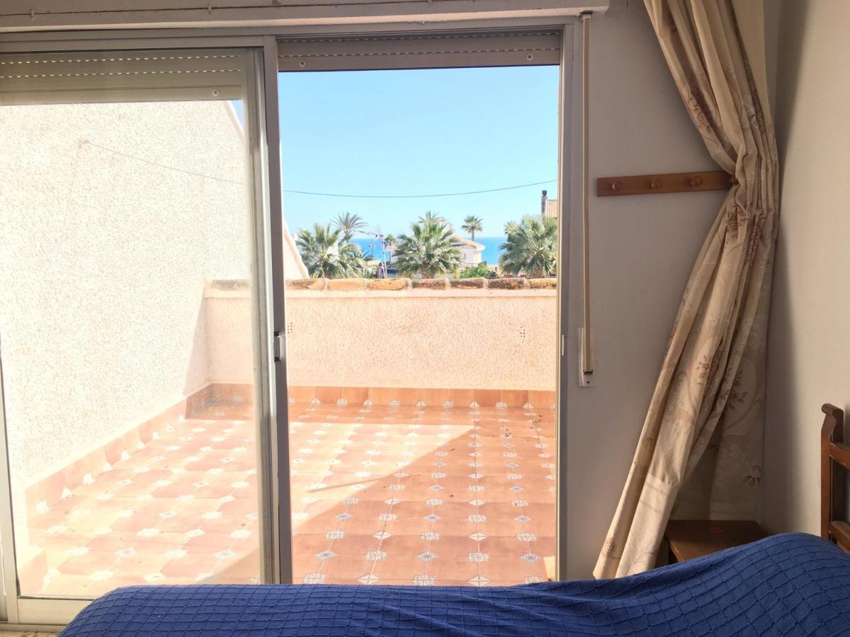 Flat With Sea Views 200m From The Apartment