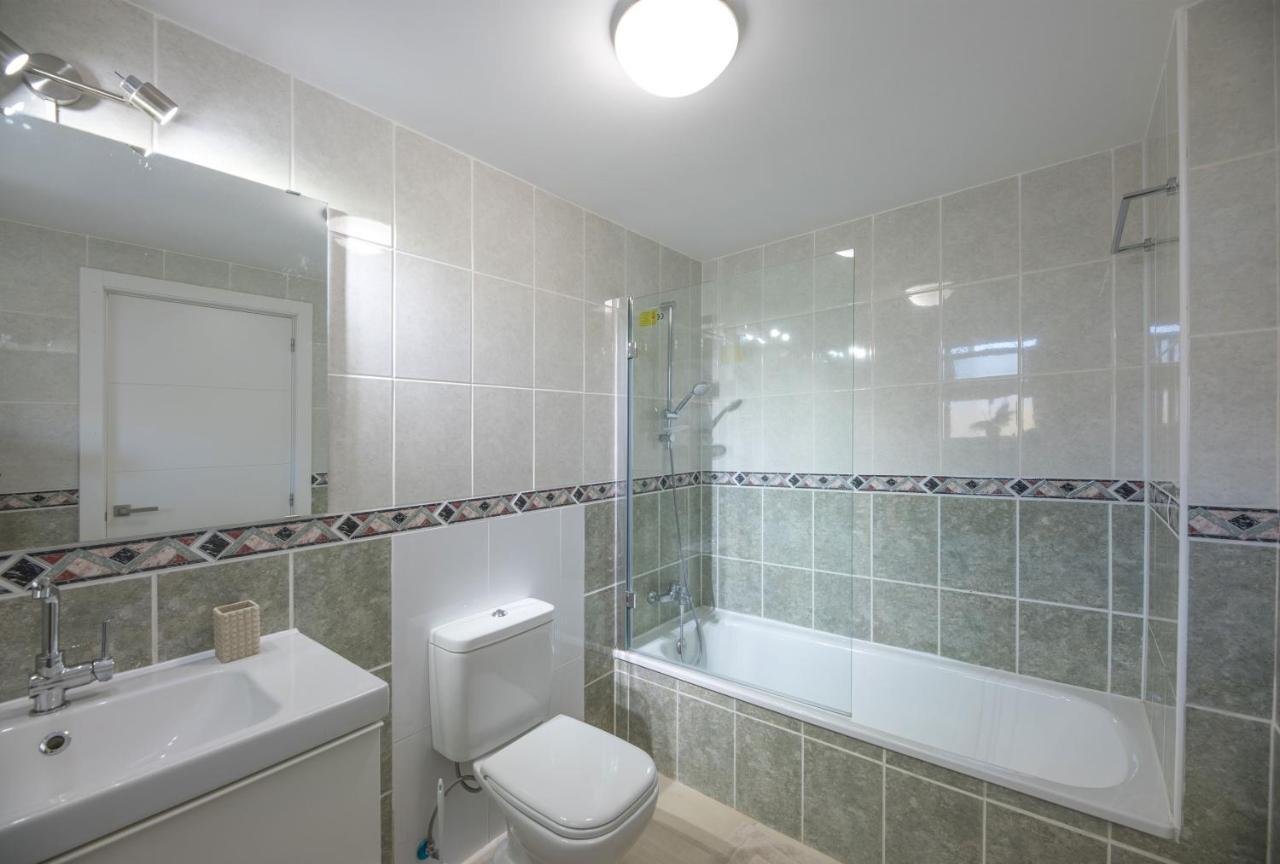 Apartamento Ampio Luminoso 3 3 Bagni Giardino Quiete Wi-fi