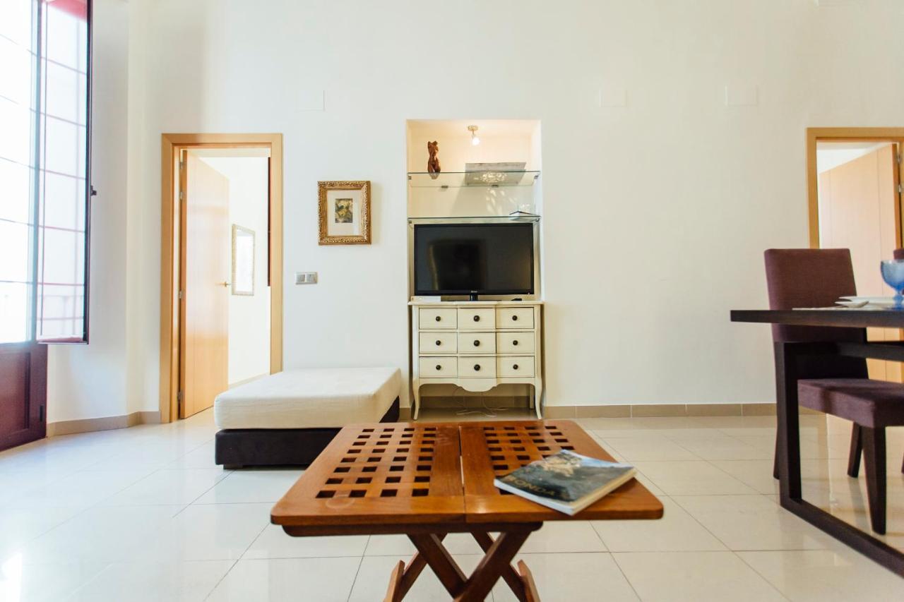 Apartment Bright And Central- 2bd 1bth- Malhara