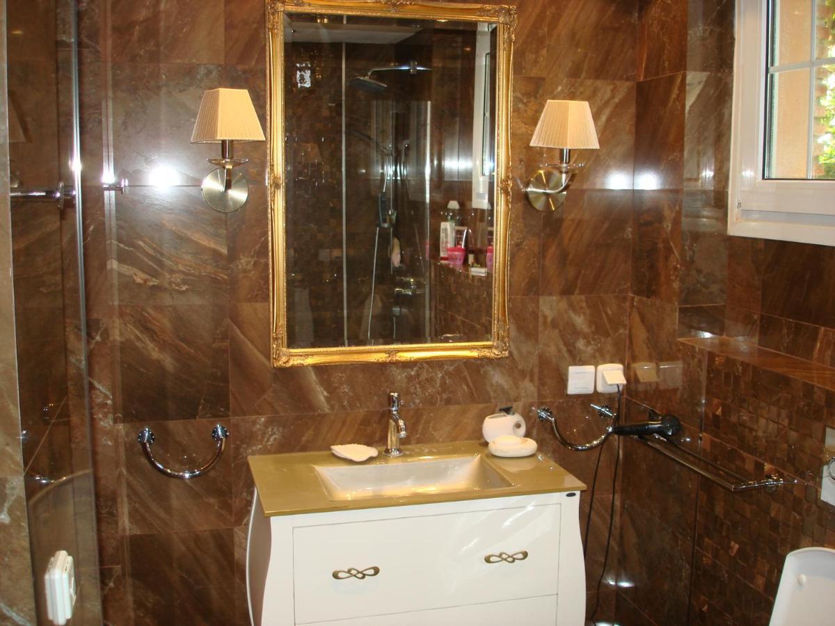 With Heated Private Pool, Sea View& Turkish Sauna Villa Benalmadena