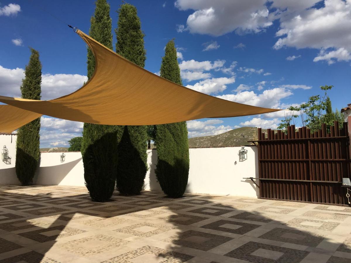 Hearts & Ponies Con Piscinas Privadas Cerca De La Warner Chinchon