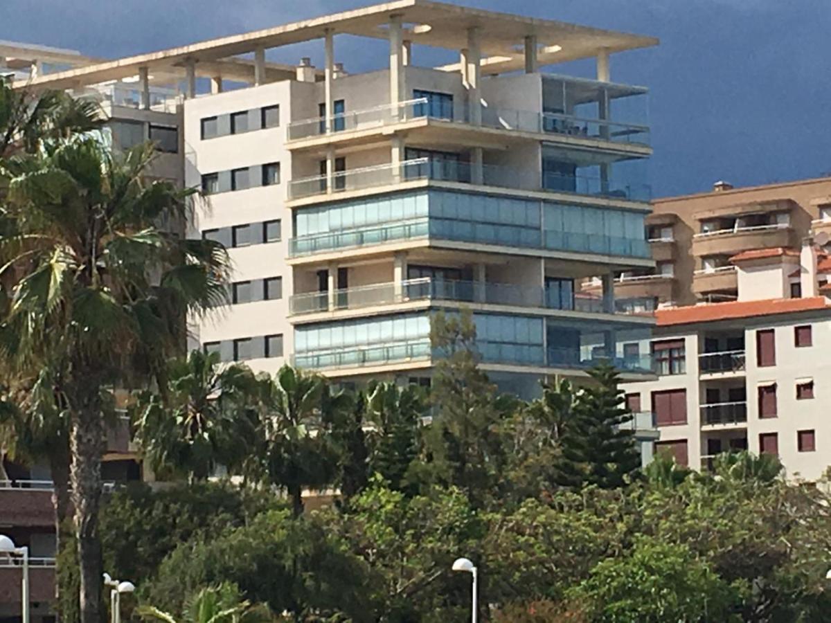 Apartamento En 1ª Linea De Playa En Edificio Terrazas I Impresionante