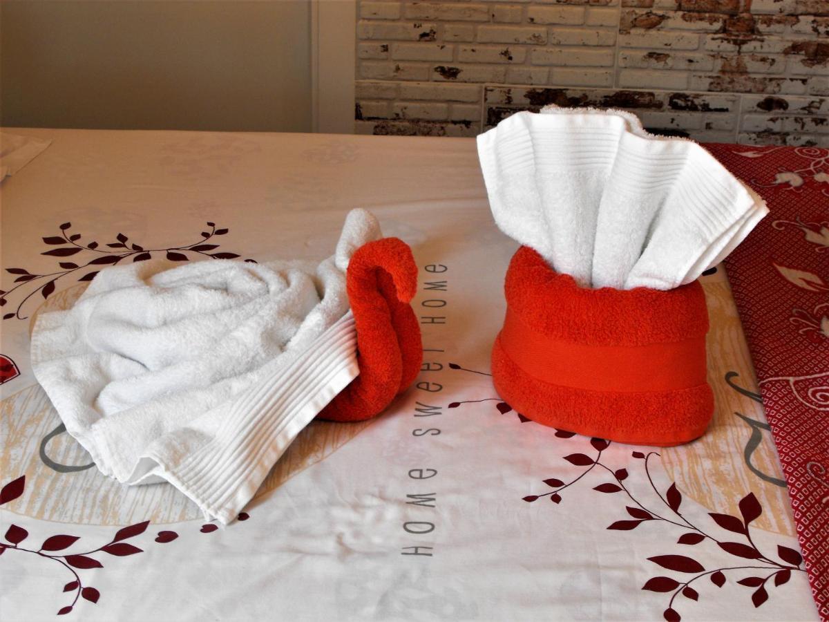Casa Martinez & D'hotes A 3 Kms De Montserrat Valencia Homestay Montroy