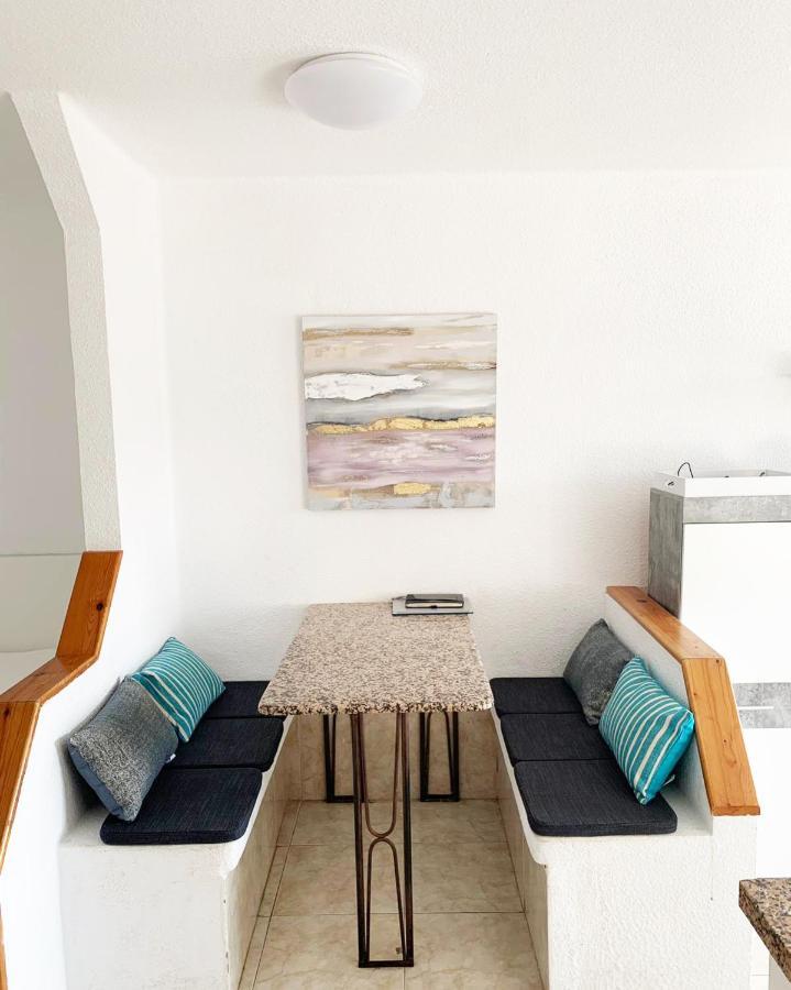 Sea View In Santa Maria Apartment *