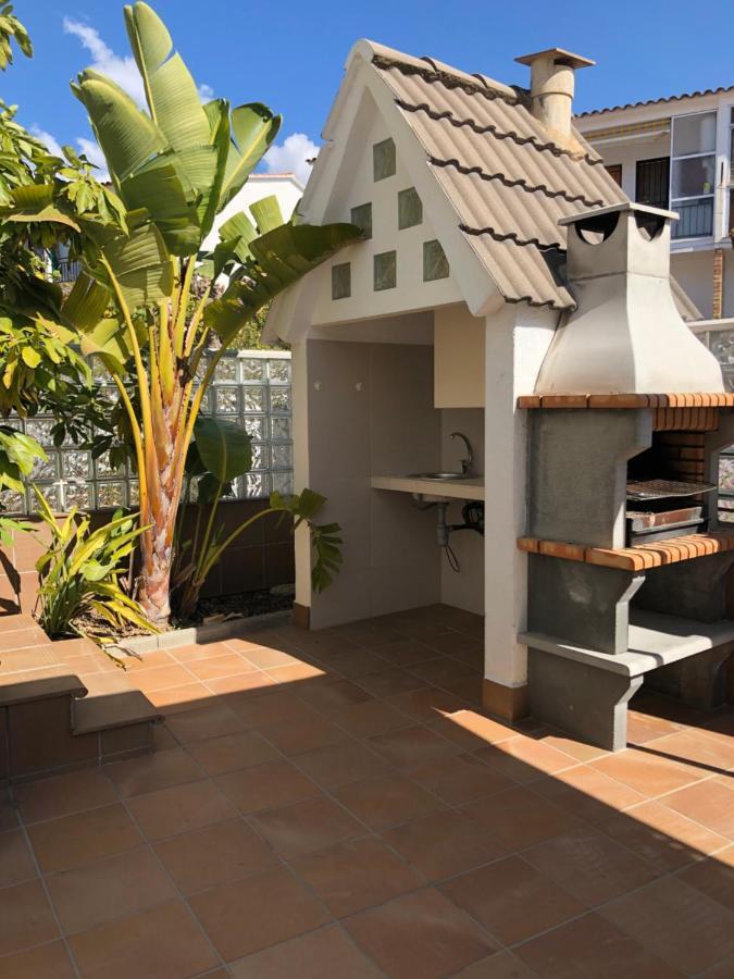 Casa Adosada Con Piscina En Comarruga Holiday home *